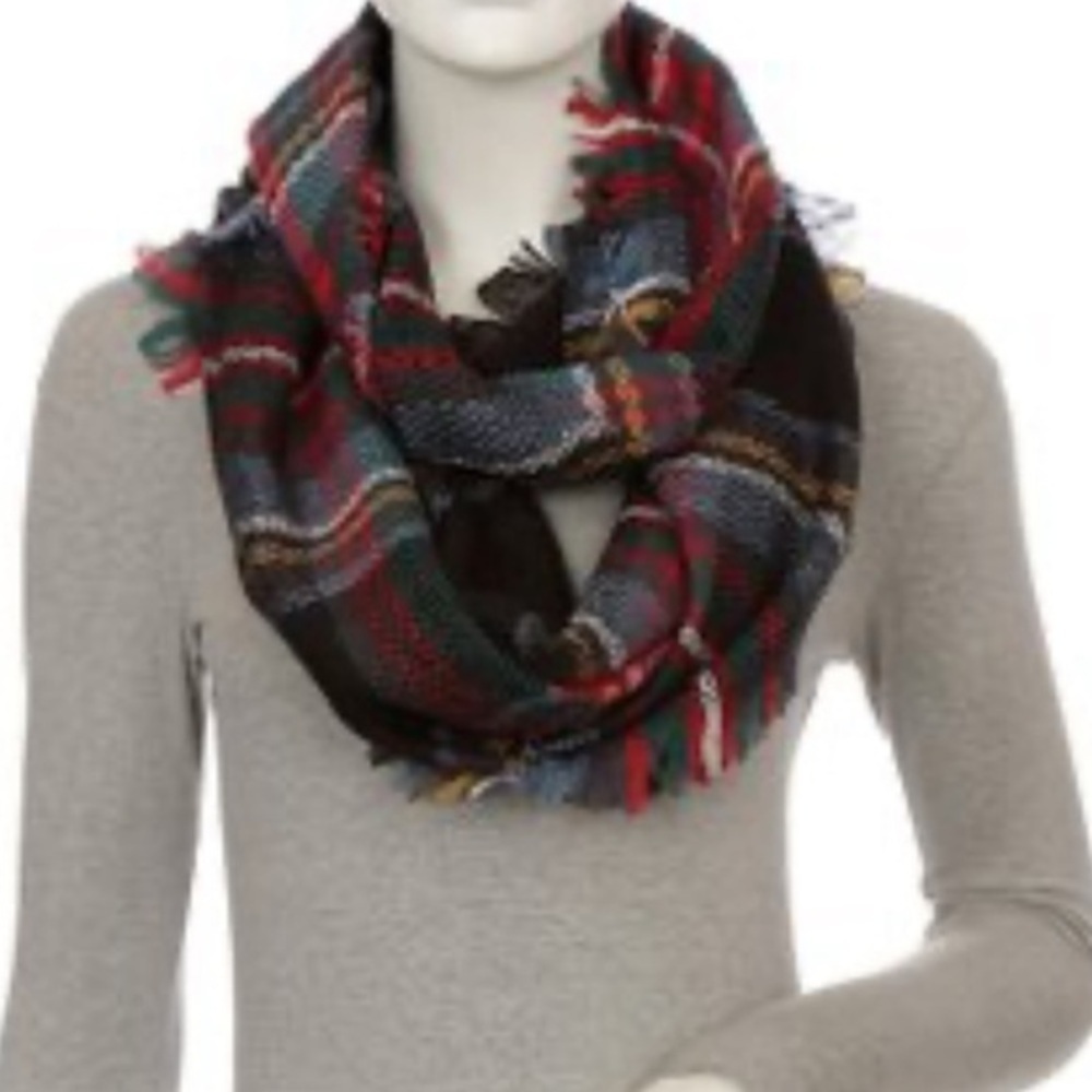 Women’s Plaid Flannel Blue Red Tartan Infinity Scarf Wrap Winter Boho Fashion